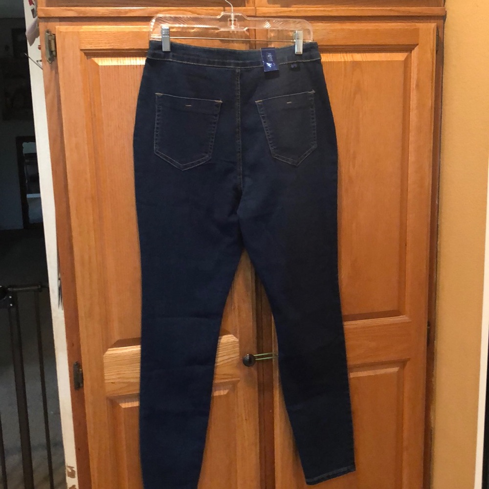 Jeans - Picture 2 of 2